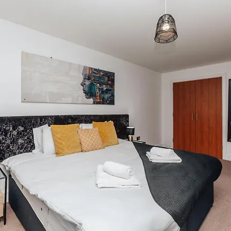 Platinum Link Apartments, The Arcadian, 1 Bed & Sofa Bed With Wifi And Parking Apartment