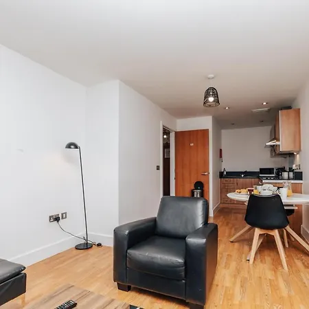 Platinum Link Apartments, The Arcadian, 1 Bed & Sofa Bed With Wifi And Parking * Birmingham